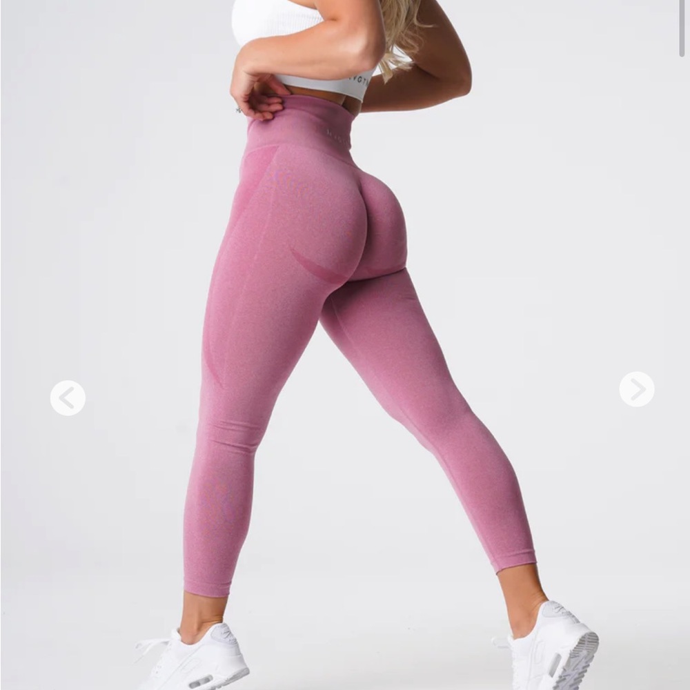 NVGTN Pastel Pink Contour Seamless Leggings